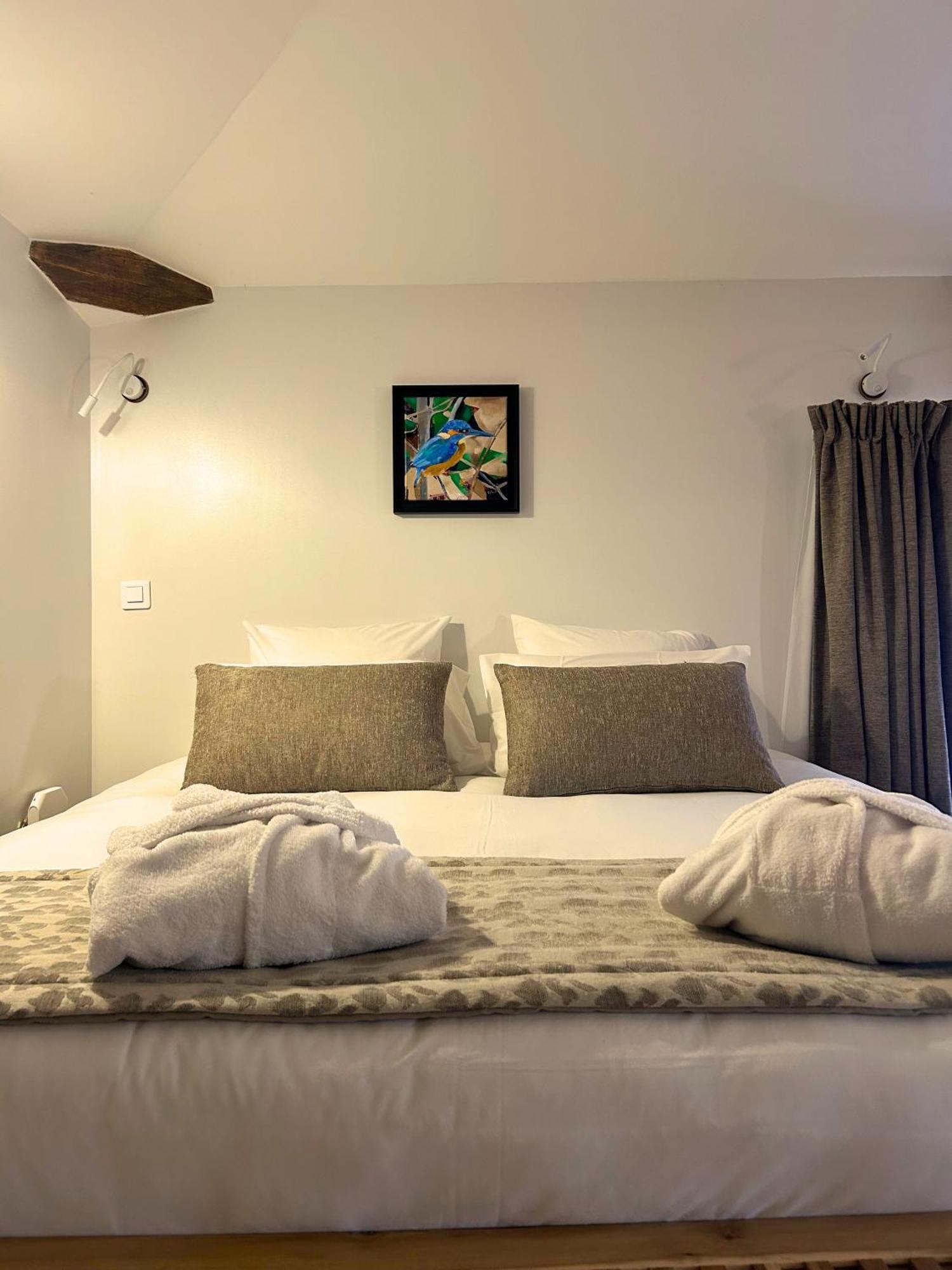 Le Domaine De Gorneton Bed and Breakfast Chasse-sur-Rhône Eksteriør billede